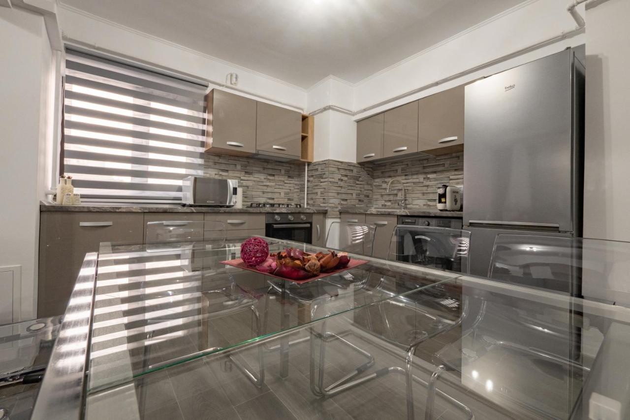 פיטסטי Luxury Ultracentral מראה חיצוני תמונה